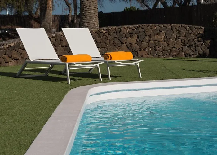 New Lanzasuites Playa Blanca