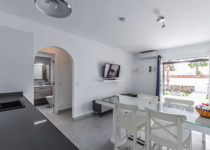 New Lanzasuites Villa Playa Blanca