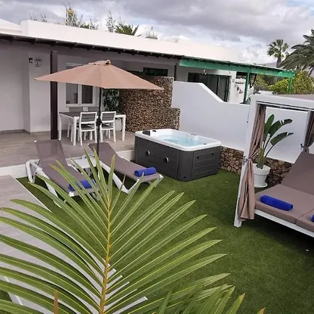 Villa New Lanzasuites Playa Blanca (Lanzarote)