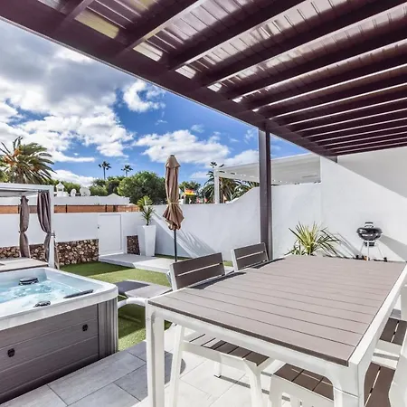 New Lanzasuites Villa Playa Blanca (Lanzarote)
