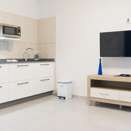 New Lanzasuites Villa *