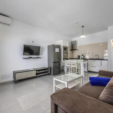 Villa New Lanzasuites Playa Blanca (Lanzarote)