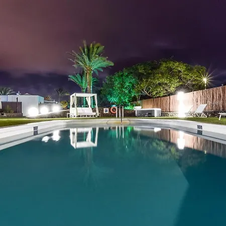 New Lanzasuites Villa