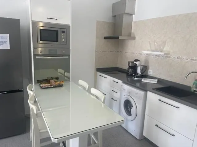 Вилла New Lanzasuites