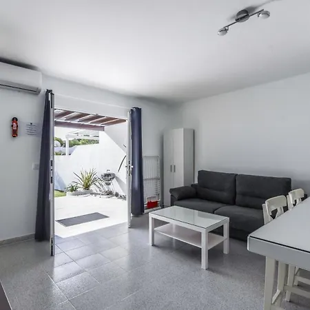 New Lanzasuites Villa