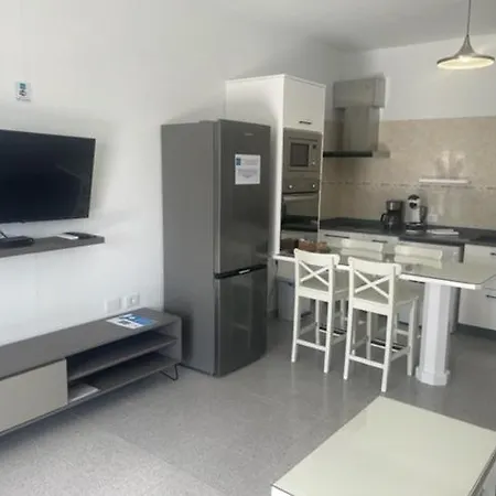 New Lanzasuites Πλάγια Μπλάνκα